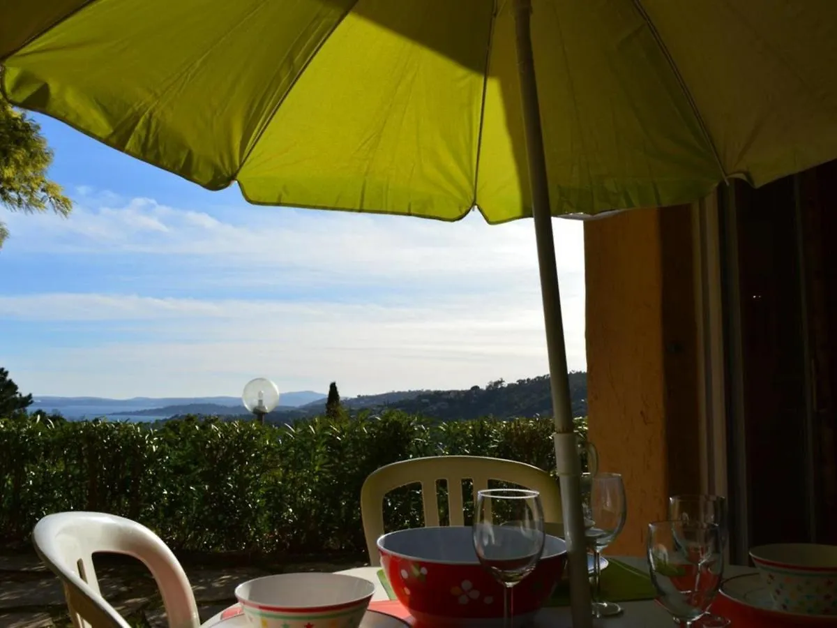 Les Issambres : Appt Avec Piscine, Tennis, Et Parking Au Rez De Jardin - Fr-1-226-380