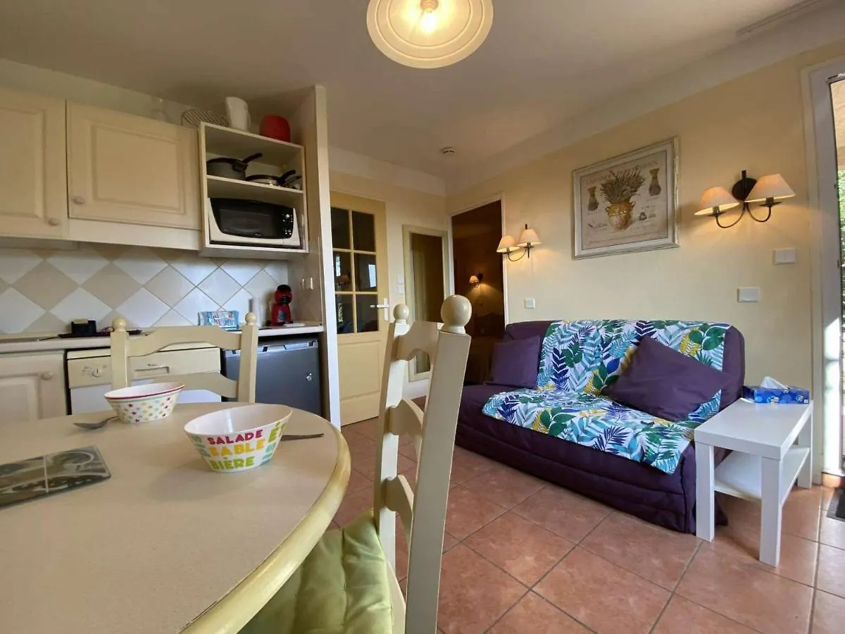 Les Issambres : Appt Avec Piscine, Tennis, Et Parking Au Rez De Jardin - Fr-1-226-380 Apartament Les Issambres